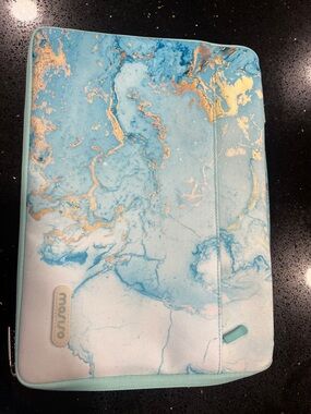 Marvo Marble Print Tablet Sleeve in Aqua & Gold